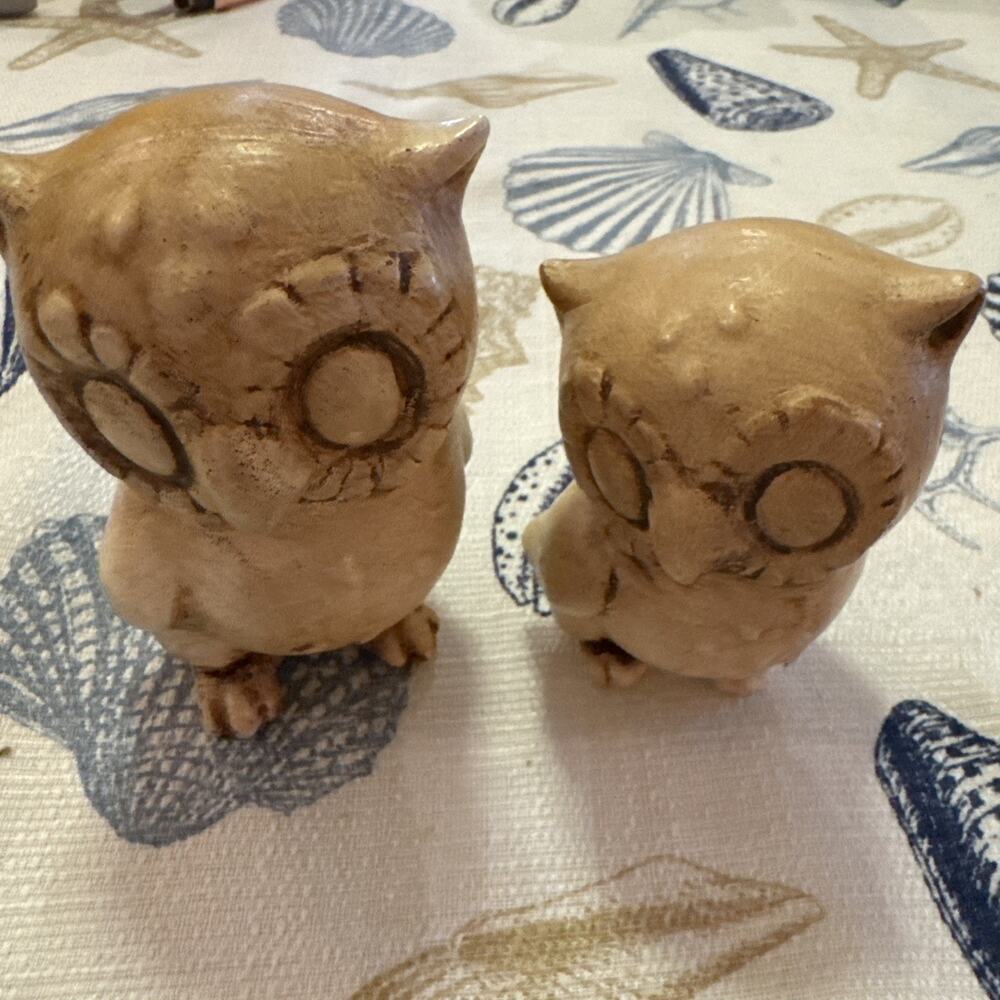 2 ceramic owls 1974